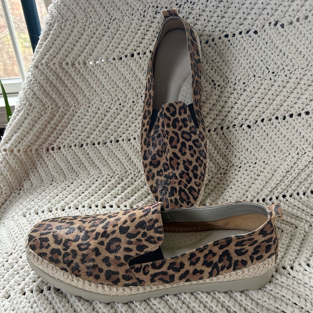 Leopard Print Slip-On Sneaker The FLEXX Chappie